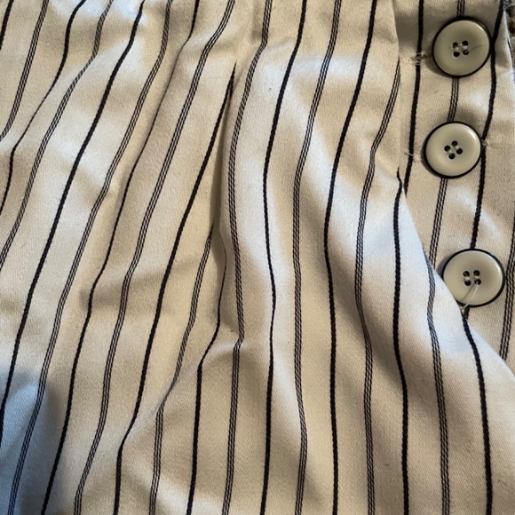 Ann Stevens Pinstripe Vintage Pencil Skirt - Picture 2 of 3